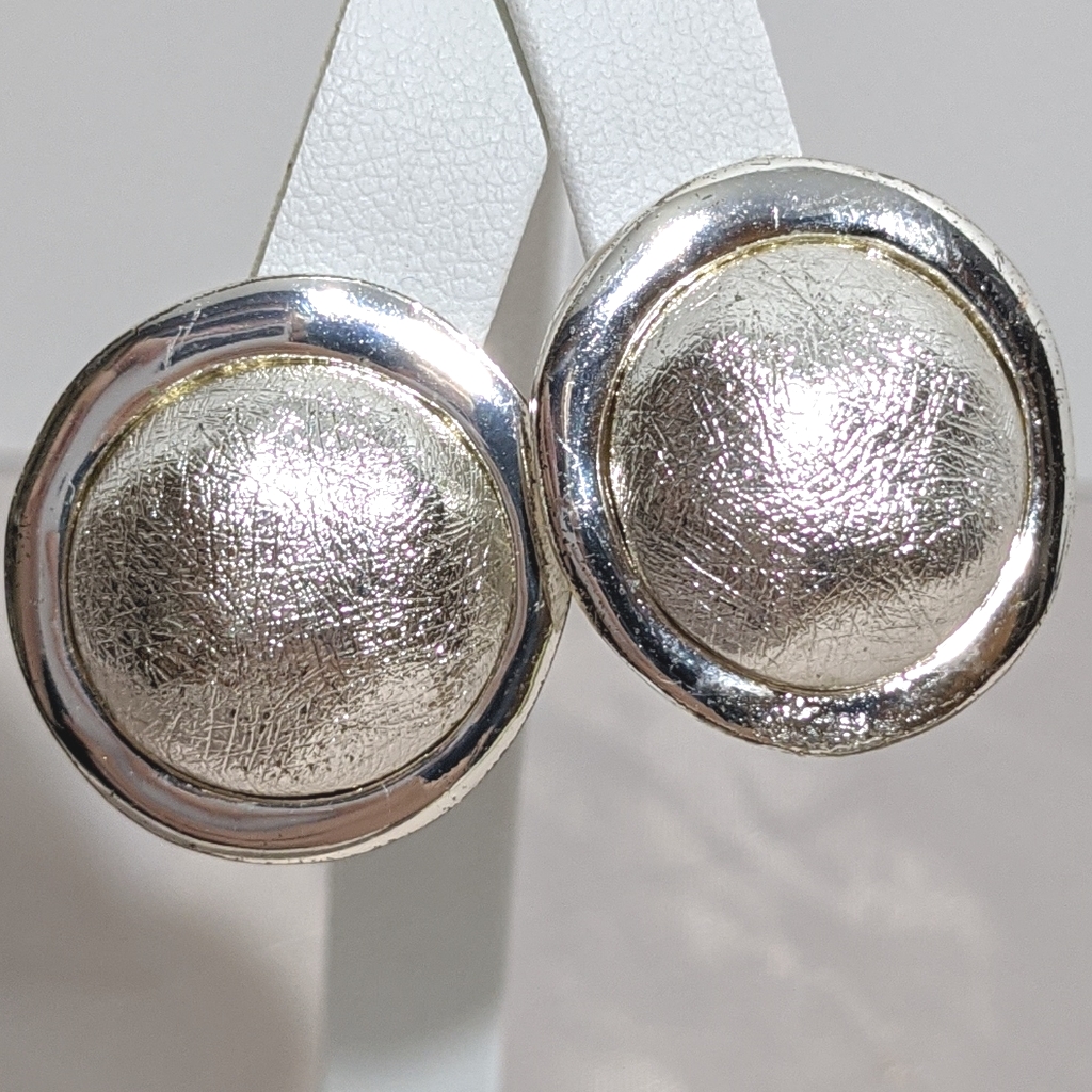 Vintage 80s Etienne Aigner Silver Clip Earrings 30$